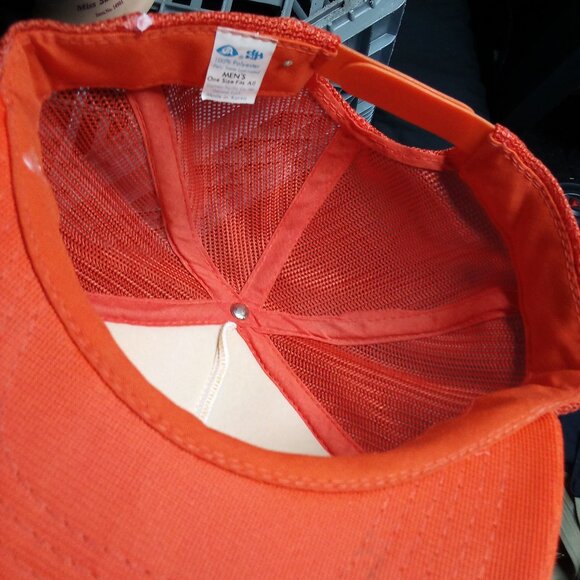 Deadstock Vintage Love Nobody Does It Better Snap Trucker Hat Cap - Picture 7 of 8